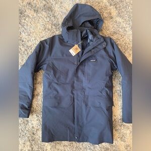 NWT Patagonia Tres 3-in-1 Parka. Navy Blue. Men’s Size Medium